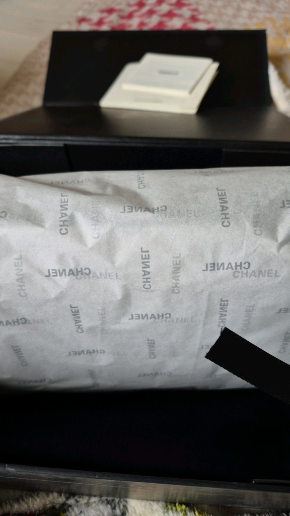 샤넬 보이백 스몰 플랩백 은장 블랙 이미지