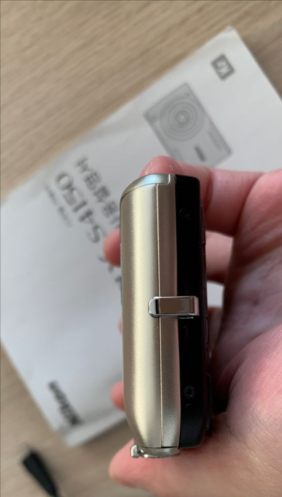 샴페인 화이트 골드색상 니콘 쿨픽스 S4150 터치액정 국내정품 빈티지카메라 팝니다. 디카--3