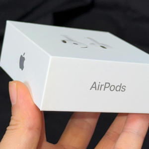 에어팟 4세대(노이즈 캔슬링x) 미개봉 판매
