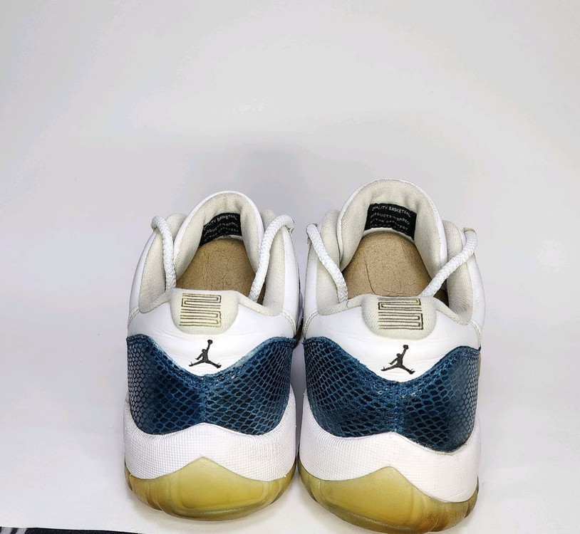 조던 11 레트로 로우 네이비 스네이크스킨 2019 모델 275mm--1
