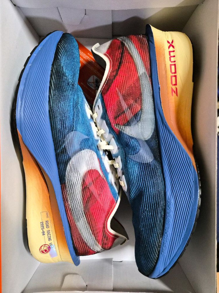 새상품)265 나이키 줌 베이퍼플라이 4 런닝화--1