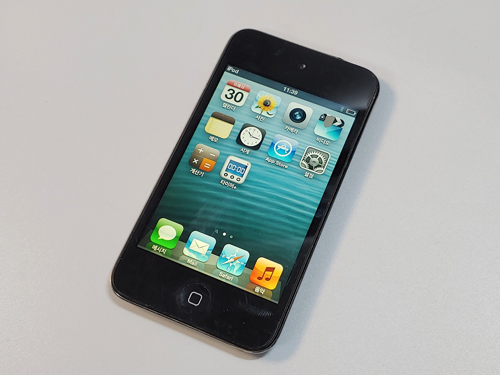 애플 아이팟 터치 4세대 A1367 Apple iPod 레트로기기 수집용 이미지