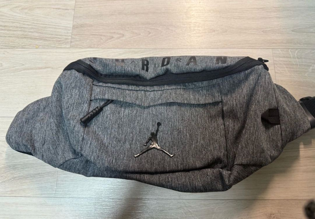 나이키조던 힙색 크로스백 이미지