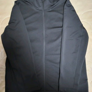 뮬라웨어 올림피아 블랙집업 이미지