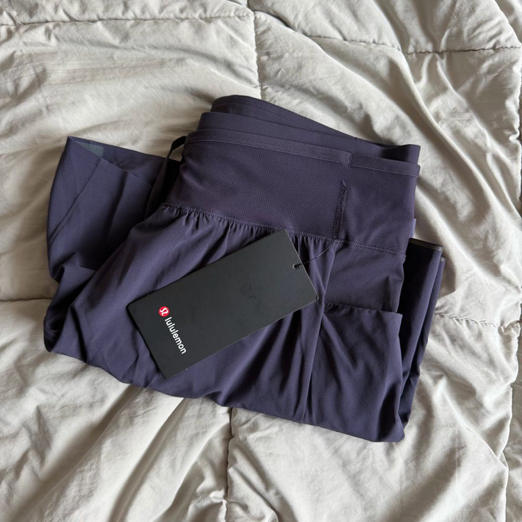 룰루레몬 패스트 앤 프리 멀티 포켓 러닝 쇼츠 m 새상품 판매합니다.--4