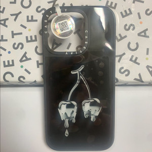 새제품 케이스티파이 멜팅체리 글레이즈 아이폰16프로 케이스