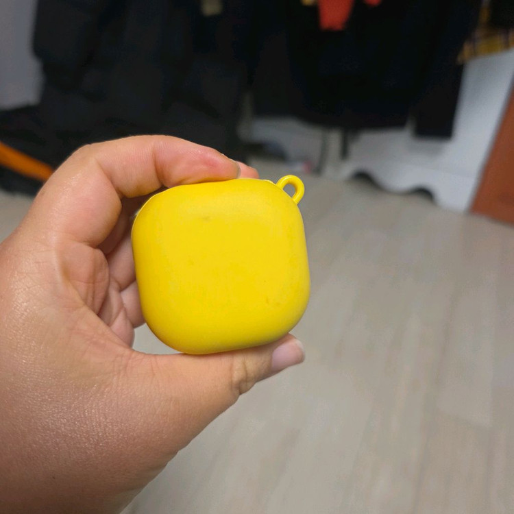 갤럭시 버즈2 본체 이미지