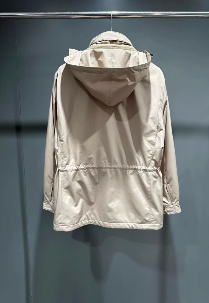 로로피아나 트래블러 윈드메이트 자켓 이미지