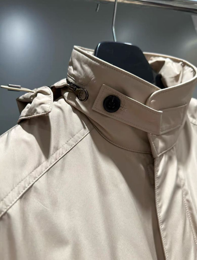 로로피아나 트래블러 윈드메이트 자켓 이미지