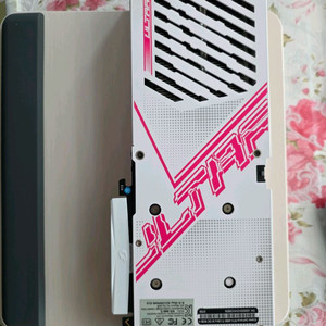 COLORFUL iGame 지포스 RTX 4060 Ti ULTRA OC D6 8GB White 이미지