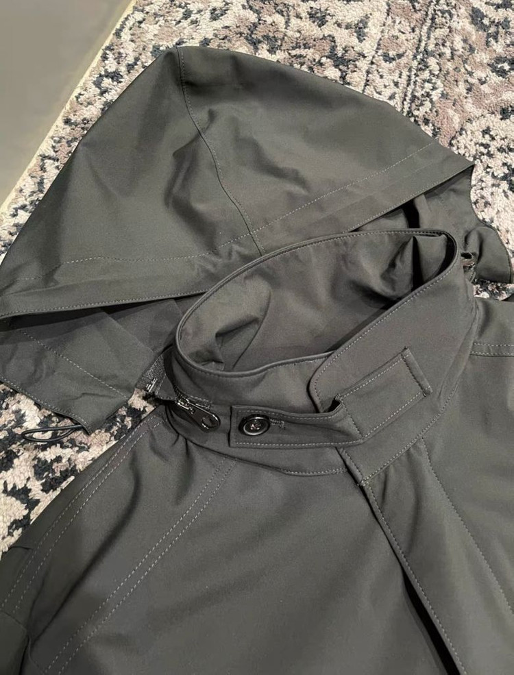 로로피아나 트래블러 윈드메이트 자켓 이미지