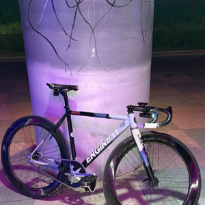 엔진11 메탈 그래이 이미지