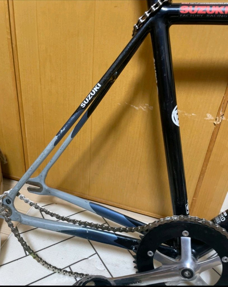 엔진11 메탈 그래이 이미지