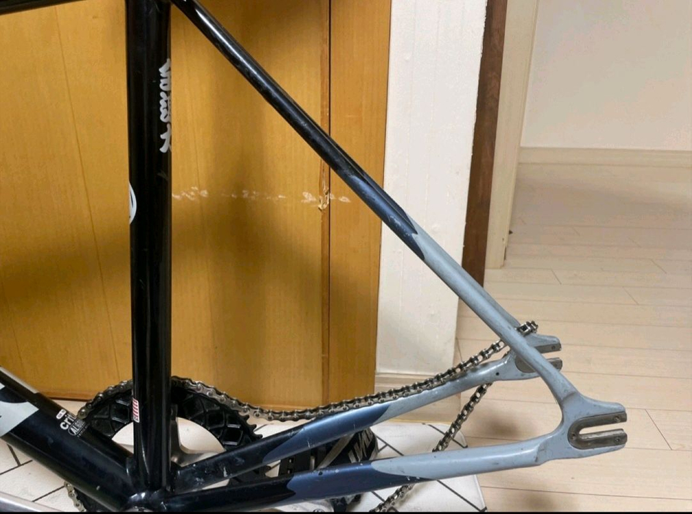 엔진11 메탈 그래이 이미지