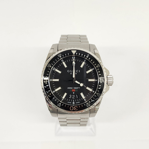 구찌 136.3 다이브 쿼츠 스틸 남성시계 40mm