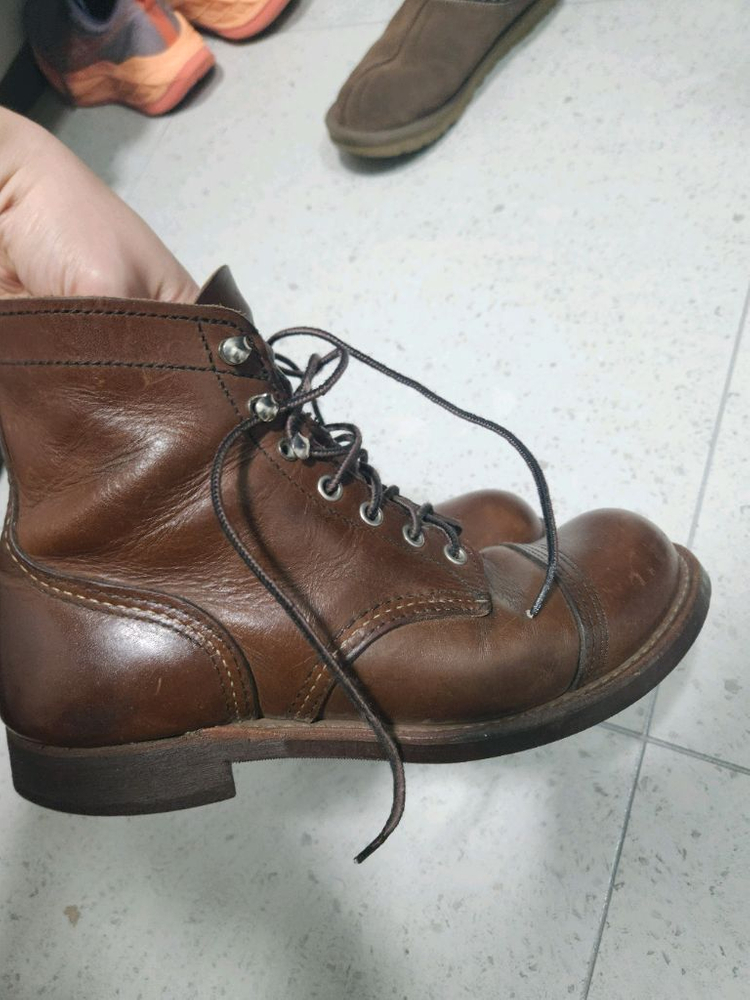 레드윙 아이언레인저 8111 250 7D 사이즈 이미지