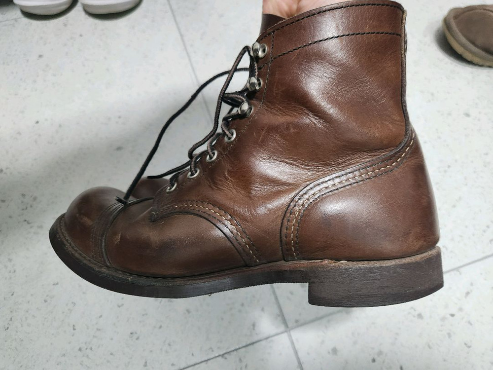 레드윙 아이언레인저 8111 250 7D 사이즈 이미지