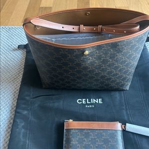 셀린느 트리오페 소프트 쇼퍼백(새상품)