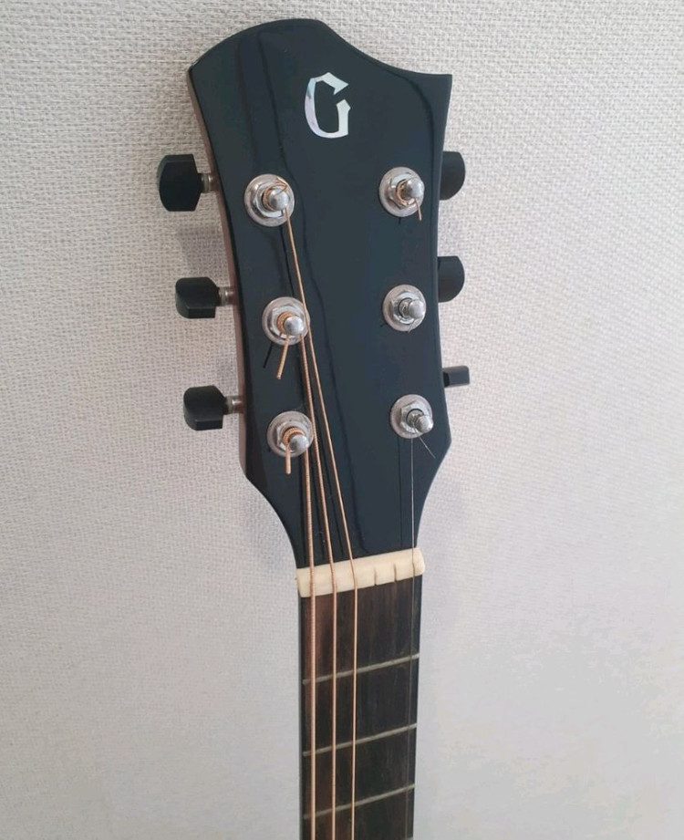 Gwood 지우드 GWG-R2CE 탑솔리드 어쿠스틱 통기타 팝니다--7