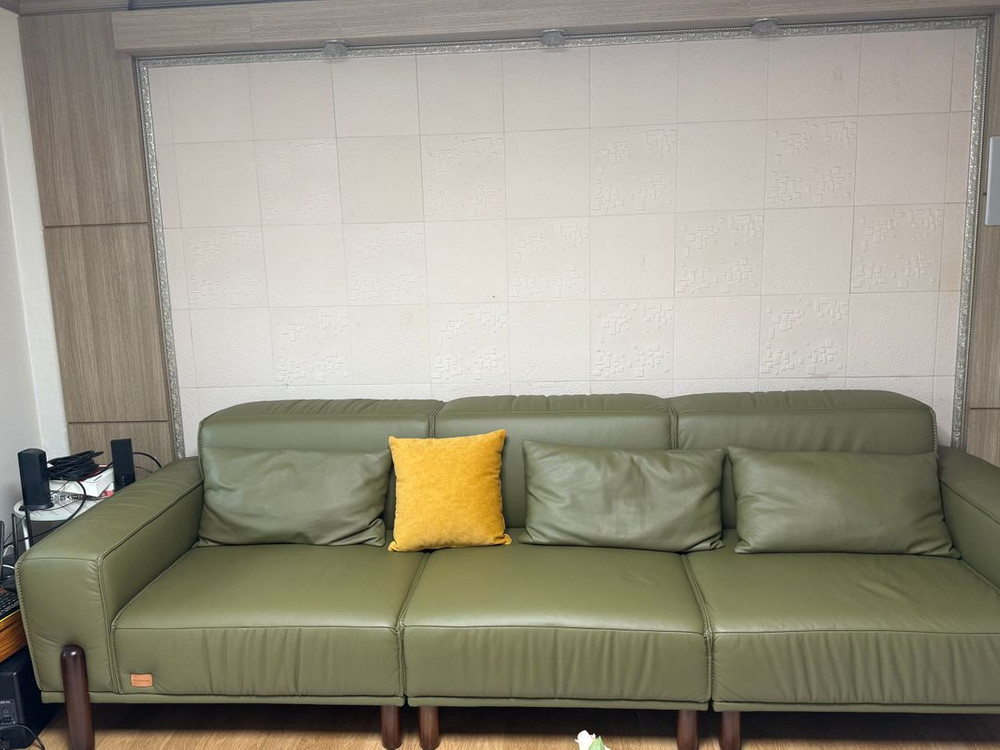 4인용 이태리 가죽소파 이미지