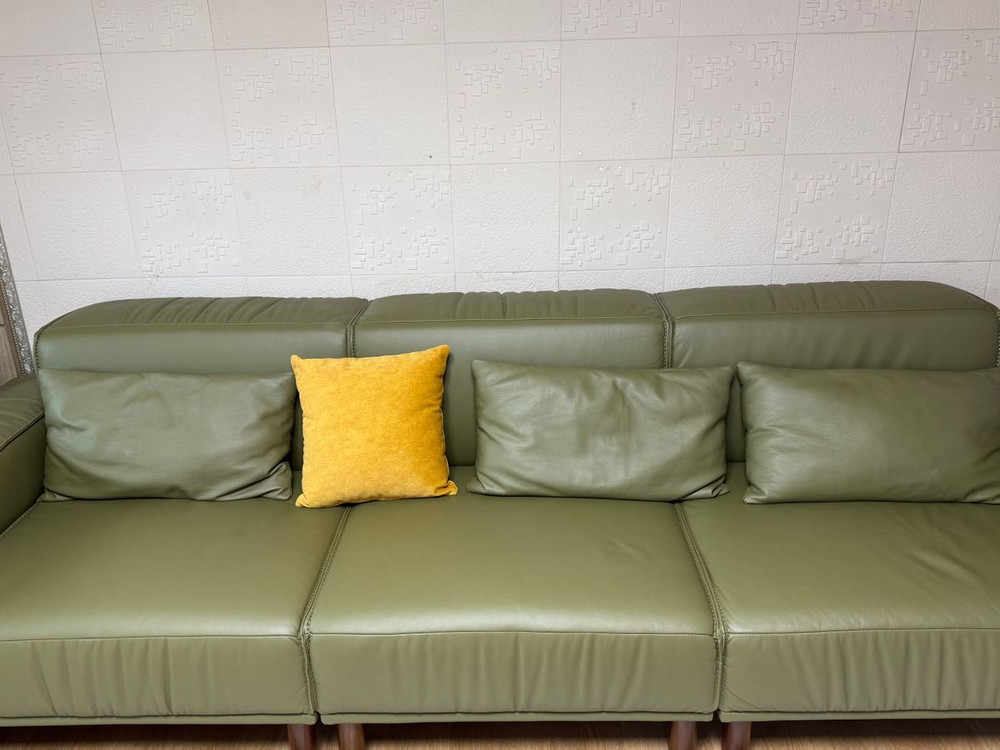 4인용 이태리 가죽소파 이미지