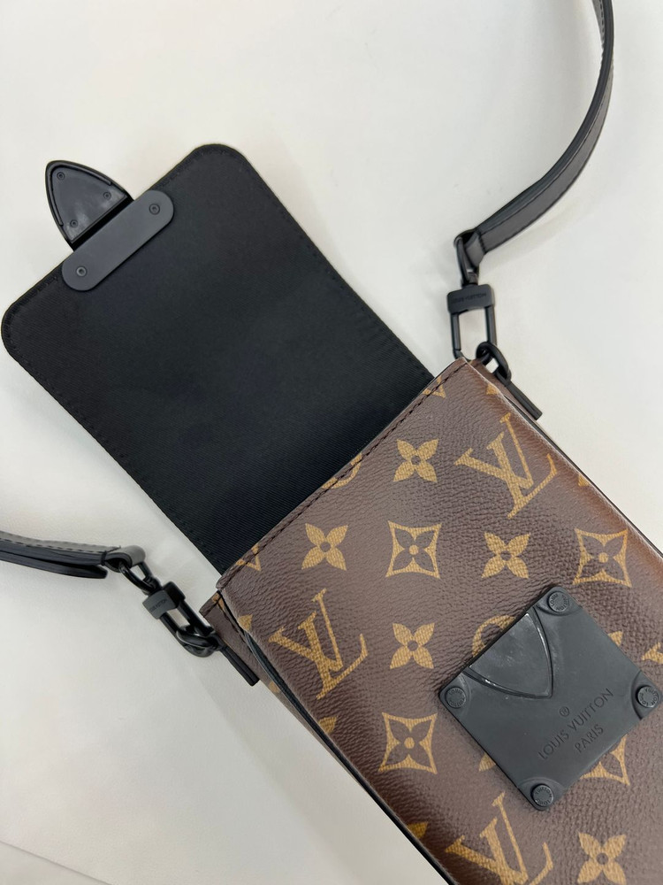 [중고명품 럭스올 울산점]루이비통 버티컬 웨어러블 미니 크로스백--6
