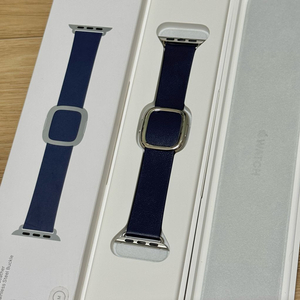 애플워치 미드나이트블루 모던버클(사이즈 M)(38/40/41mm)