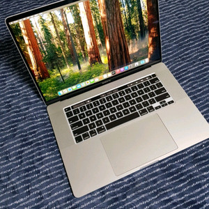 맥북프로16인치i9 64기가 1테라..최저가92만