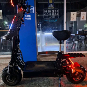 전동스쿠터 타우러스X(블랙)14인치 60V.배터리 용량:60Ah듀얼 기함급 팜