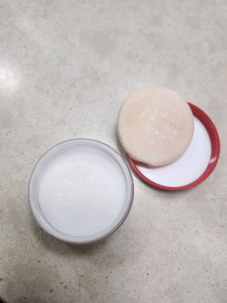 헬로키티 프라이머 파우더 바닐라코--3