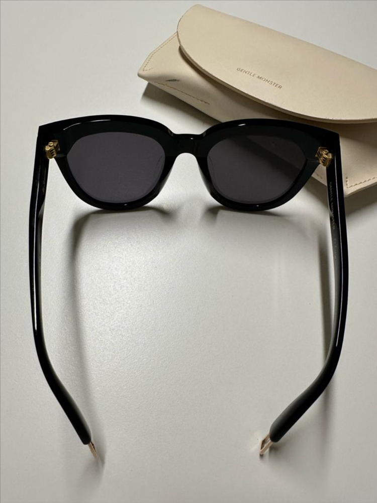 젠틀몬스터 플랫바 선글라스--2