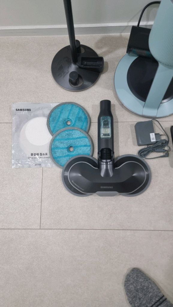 삼성 비스포크 제트 무선청소기 풀세트 판매 합니다--1