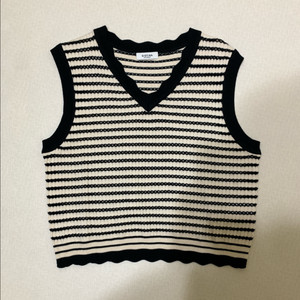 시스티나 니트 베스트