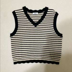 시스티나 니트 베스트