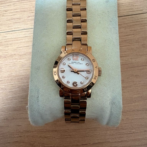 마크 제이콥스 에이미 딩키(Amy Dinky) 여성용 시계