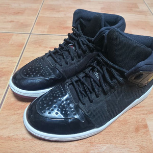 조던1 미드 레트로 브레드 270(265추천) 이미지