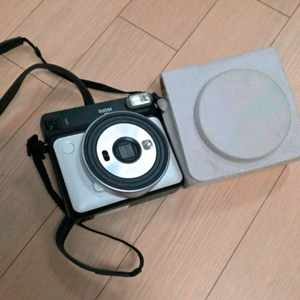 후지필름 인스탁스 SQ6 폴라로이드 카메라