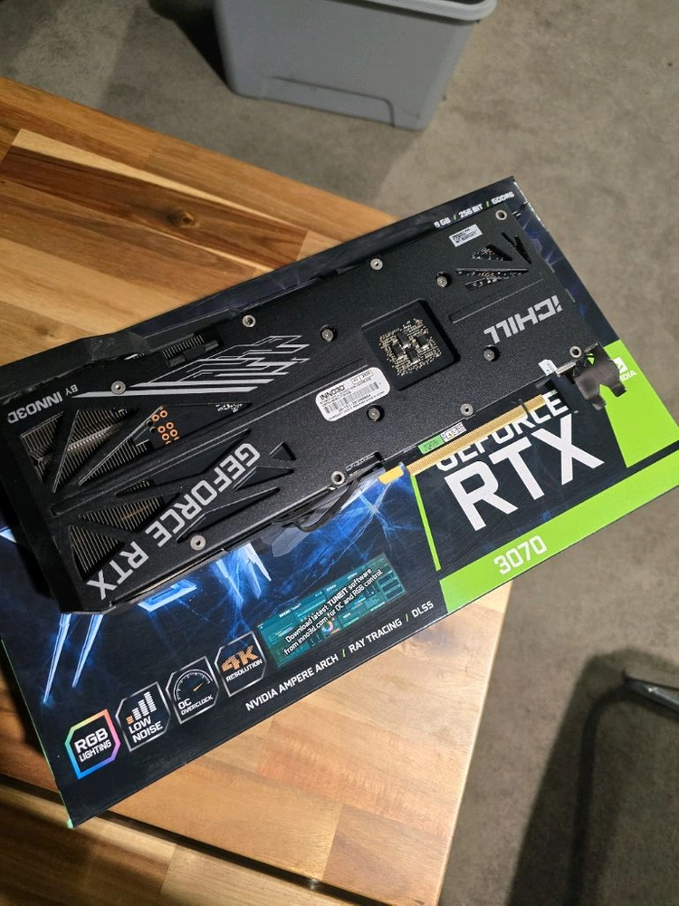 엔비디아 그래픽카드 icill inno RTX3070 3팬 이미지