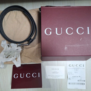 구찌 인터로킹 G 디테일 남성 벨트