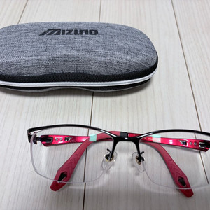 미즈노 안경테