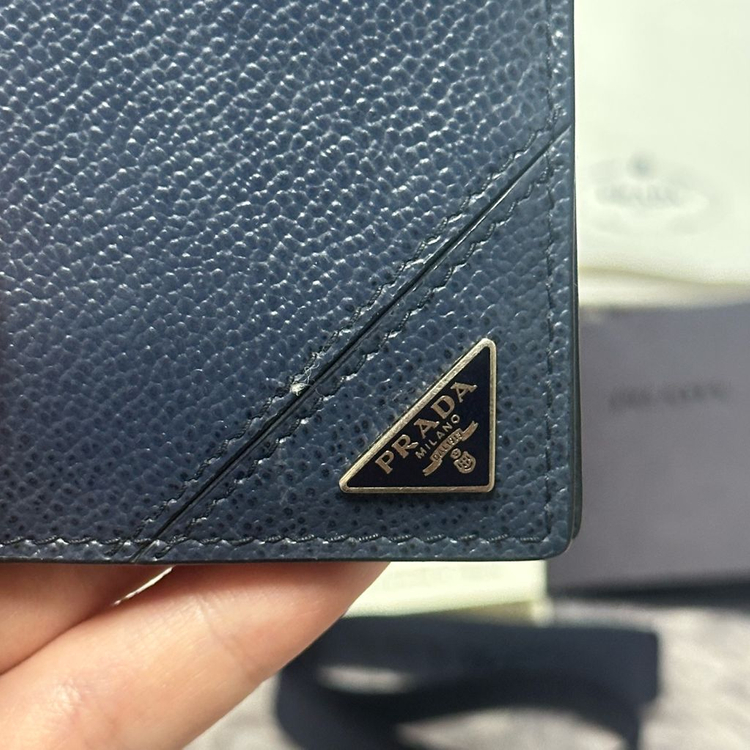[풀구성] 프라다 사피아노 삼각로고 오거나이저 카드지갑 네이비--2