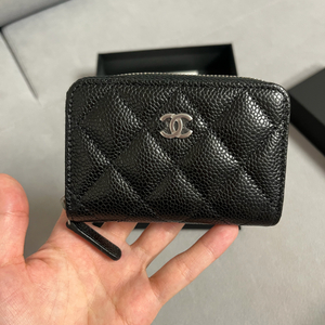 샤넬 클래식 지퍼돌이 은장 미개봉 새상품(26.01 구입)