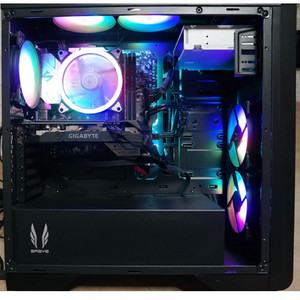 (대전직거래/택배착불) 인텔 i7 10700 사용시간 적은 본체