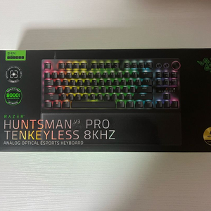 레이저 헌츠맨 v3 pro 텐키리스 8k