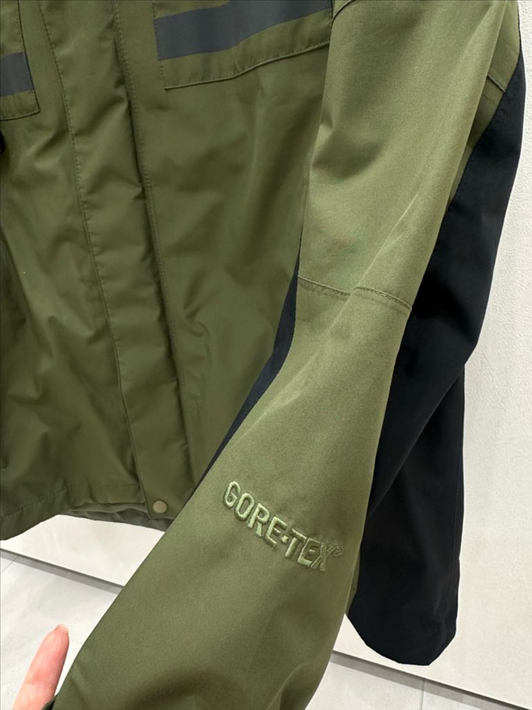 디스커버리 고어텍스 아웃도어 자켓--2