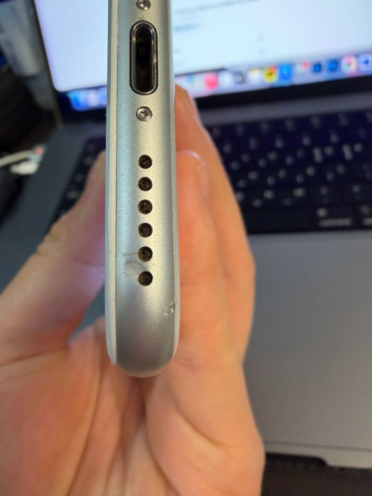 아이폰 8 실버 64기가--5