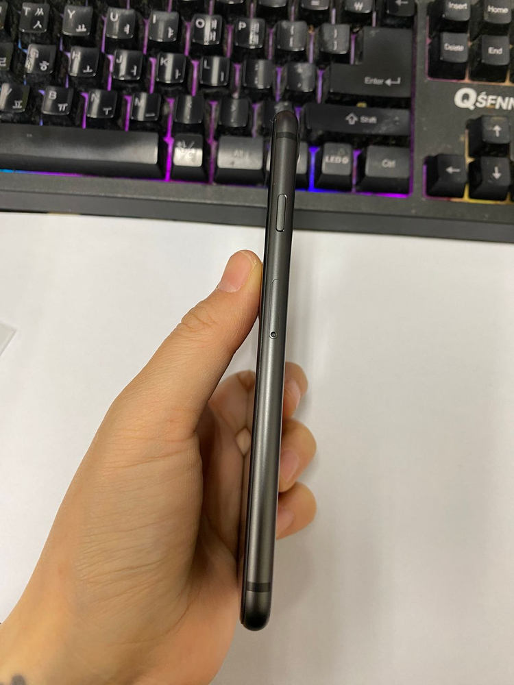 아이폰8 256GB 특SSS급 배터리100% 레트로감성 사진폰 인스타 카메라폰 057542--5