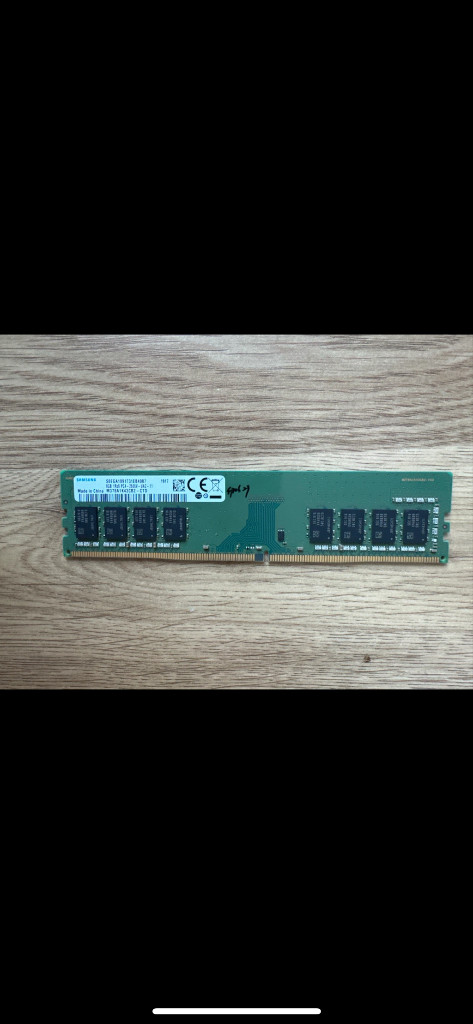 삼성 DDR4 8GB 2666V 데스크탑 램--1