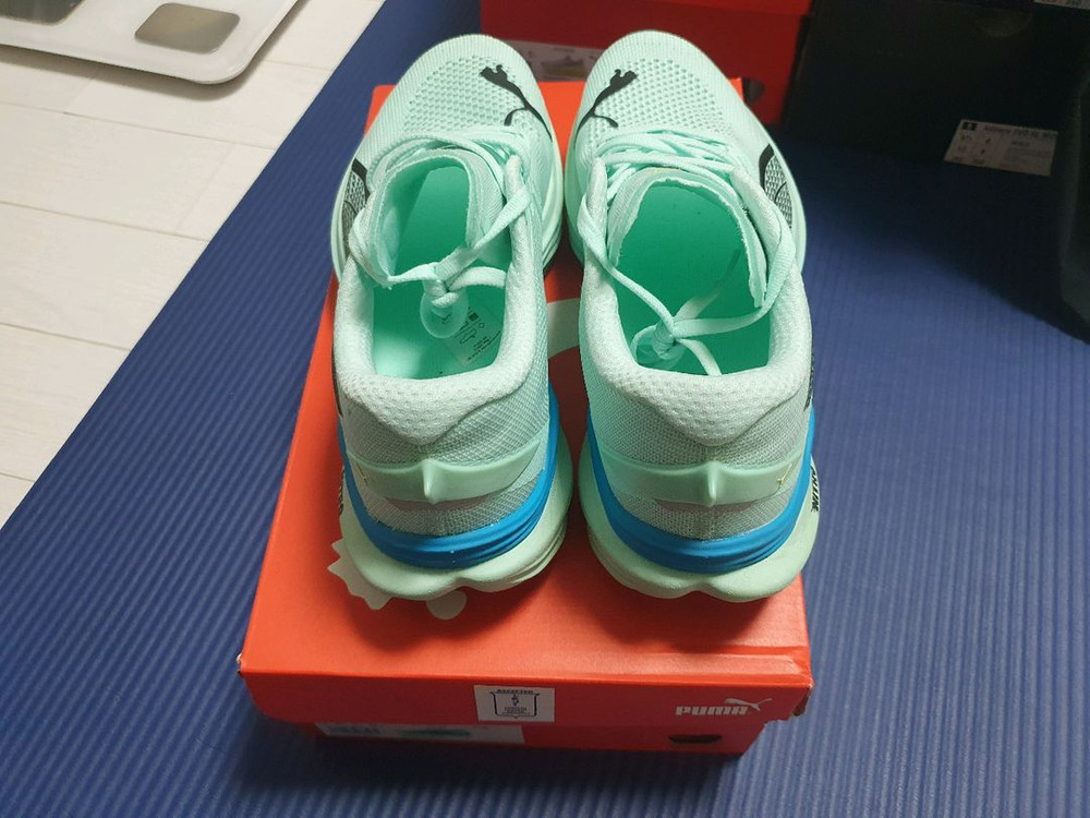 디비에이트 나이트로3 민트 265m 러닝화.크림구매--5