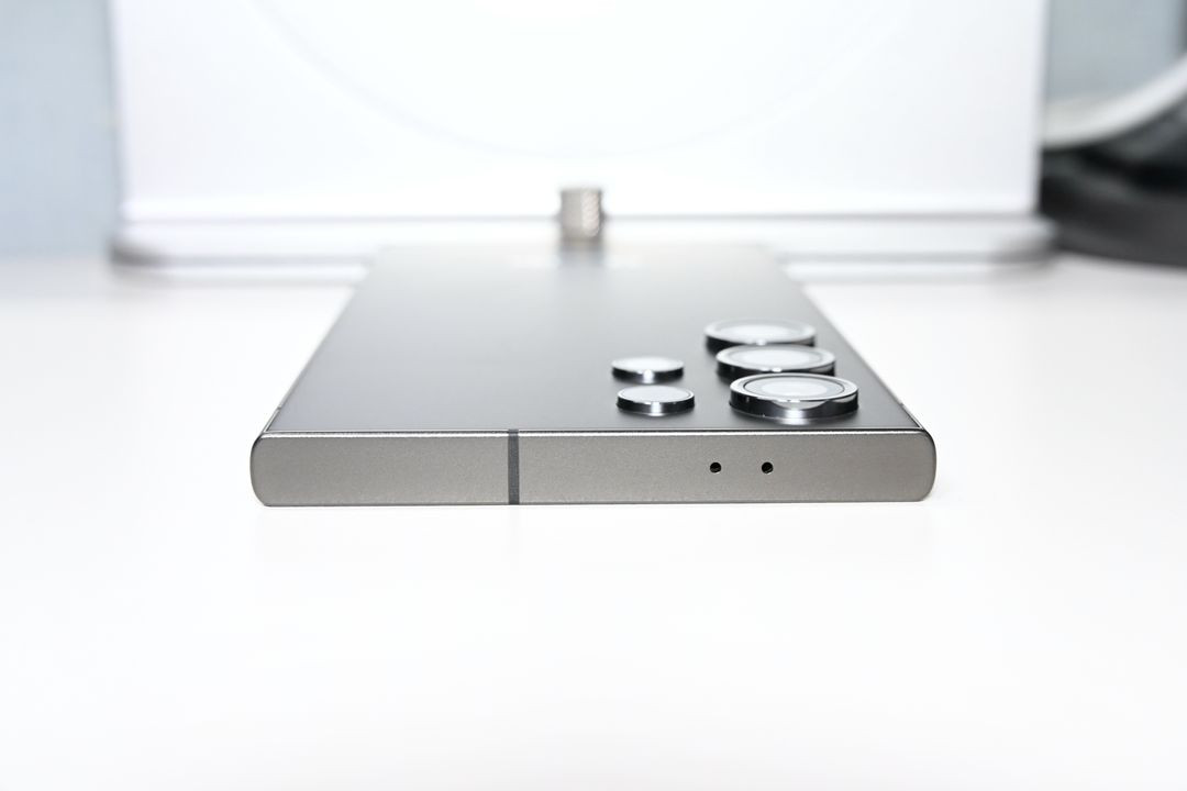 갤럭시 S24 울트라 256GB 티타늄블랙--4